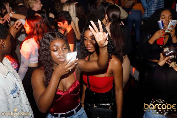 Barcode Saturdays Toronto Nightclub Nightlife Bottle Service Ladies free hip hop trap dancehall reggae soca afro beats caribana 009